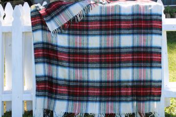 vintage plaid throw w/ fringe, cozy soft acrylic tailgating / camp blanket