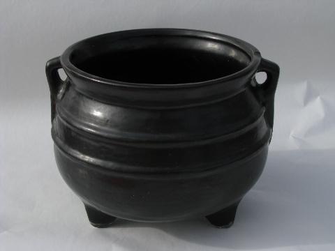 vintage pottery planter, black iron kettle, witches cauldron for Halloween!
