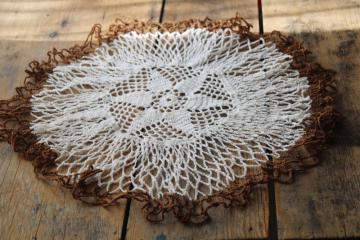 vintage ruffled doily white w/ brown edging, cottagecore handmade crochet lace table centerpiece