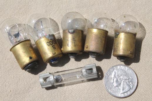 vintage small light bulbs, lot of 40+ assorted tiny old light bulbs w/ brass bases for altered art
