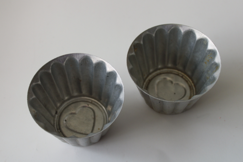 vintage tin molds, Valentine heart fluted cups jello molds or baking tins