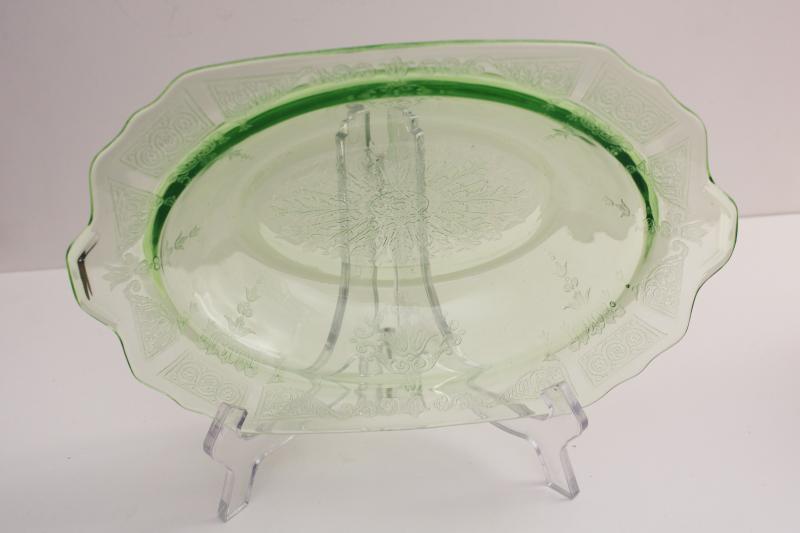vintage uranium green depression glass oval bowl, Princess pattern Anchor Hocking