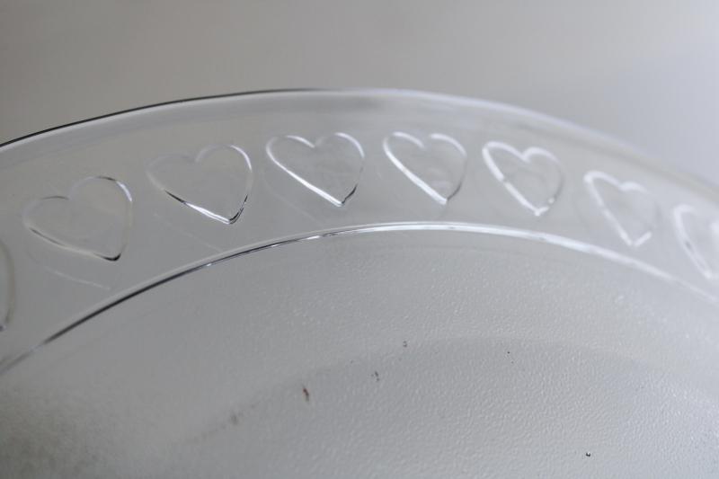 vintage wedding cake plate, big round glass tray or platter w/ circle of hearts border 