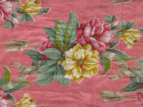 vintage whole cloth quilt comforter, pink cotton floral print fabric