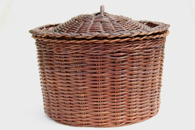 vintage wicker sewing basket, primitive old round bucket shape hamper w/ lid