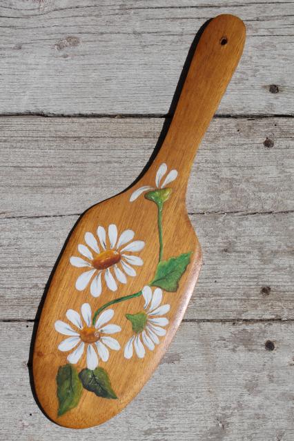 vintage wood butter paddle w/ folk art painted daisies, country primitive kitchen decor