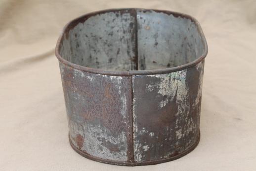 vintage zinc planter bucket, old rusty crusty primitive small metal tub