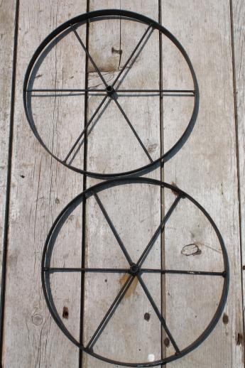 western style wagon wheel set, metal wall art or primitive decorative