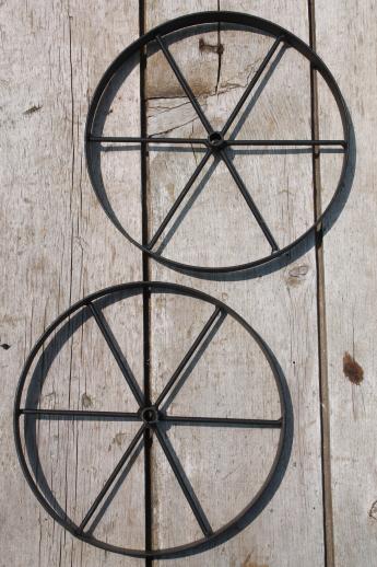 western style wagon wheel set, metal wall art or primitive decorative