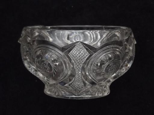 wheel star pattern pressed glass punch cups, antique EAPG vintage