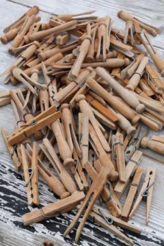 100 vintage wood clothespins, primitive old wooden clothespin lot 