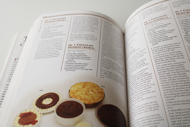 1001 chocolate recipes, big illustrated cookbook baking  desserts