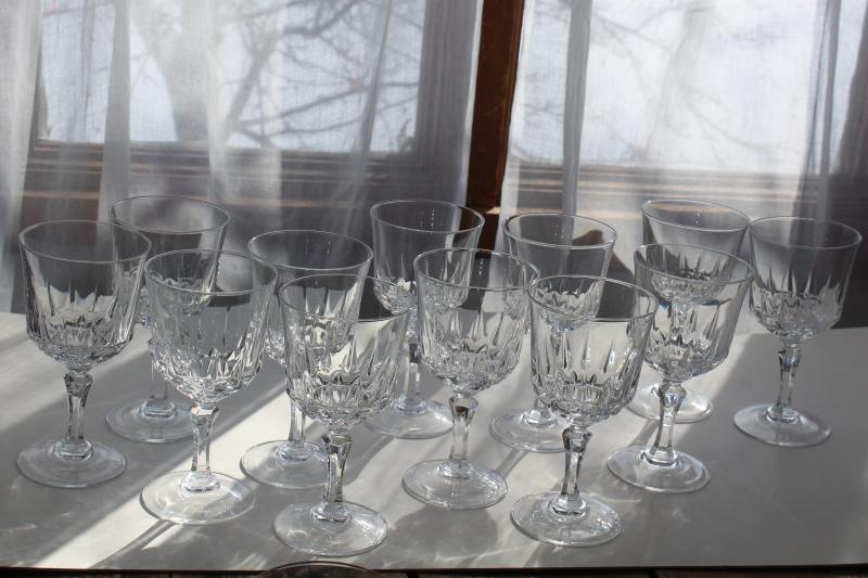 12 wine glasses or water goblets, vintage French crystal Versailles Cristal d'Arques