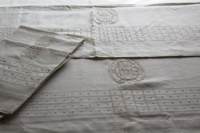 1920s 30s vintage fine pure linen sheets & pillowcases w/ crest monogram