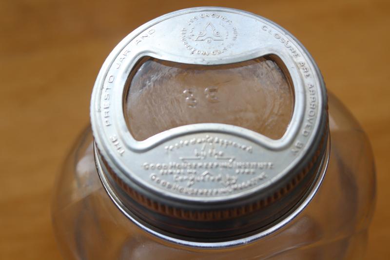 1920s or 30s vintage fruit jar or bottle, art deco shape w/ two part Presto lid