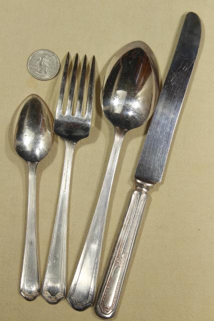 1920s vintage Kensington silver plate flatware service for six