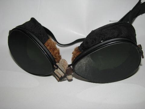 1930s World War II vintage motorcycle/pilot flying or driving goggles