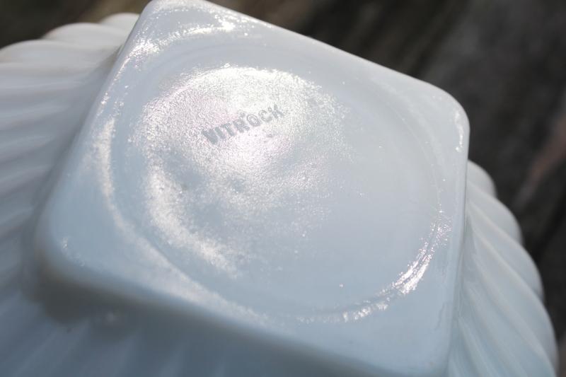 1930s vintage Vitrock milk glass white depression glass nesting mixing bowls set