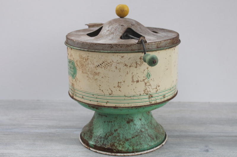 1930s vintage shabby green paint tin washing machine, working toy hand crank washer