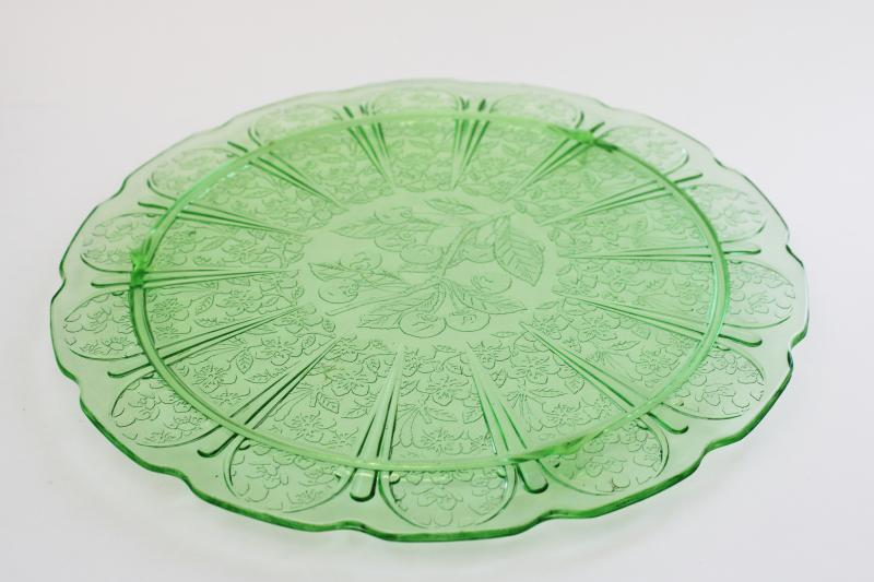 1930s vintage uranium green depression glass cake plate, Jeannette cherry blossom