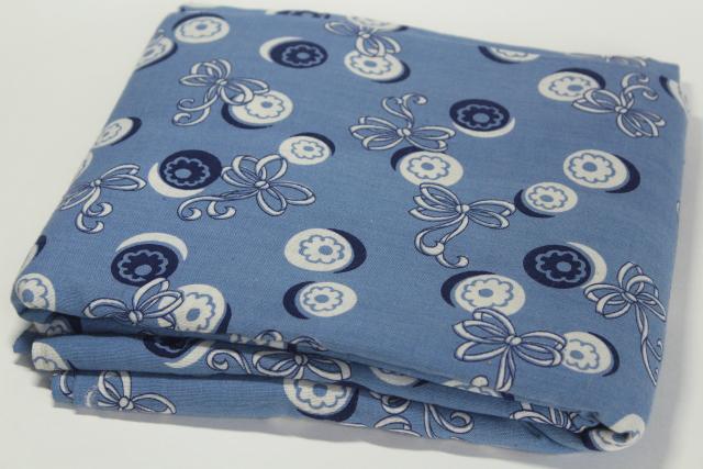 1940s vintage feed sack type cotton fabric 38 wide, buttons & bows print on blue