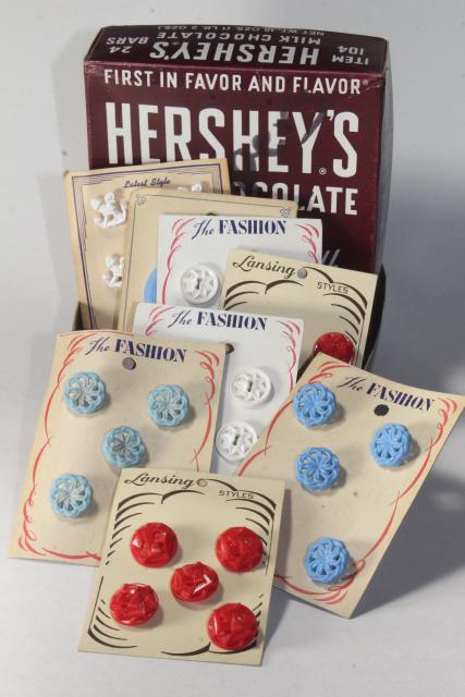 1940s vintage sewing notions on cards, WWII red white blue plastic buttons