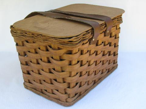 1940s-50s vintage picnic basket, hamper w/ soft faux leather handles