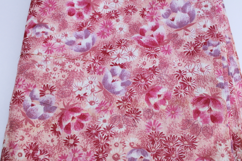 1950s vintage cotton fabric, floral print mauve pink lavender burgundy wine