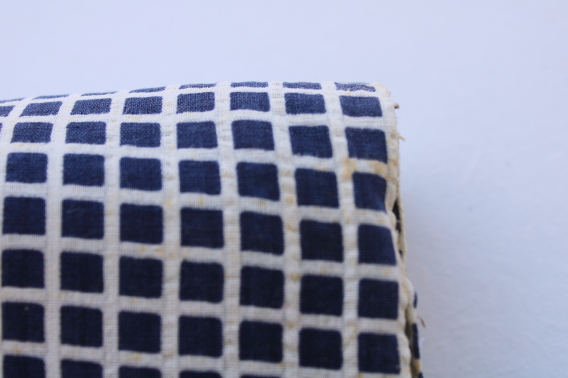 1950s vintage cotton fabric, soft crinkle texture plisse navy blue w/ white