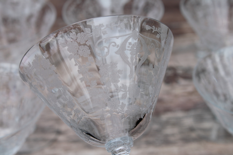 1950s vintage etched glass coupe champagne glasses, Cambridge Diane floral etch stemware