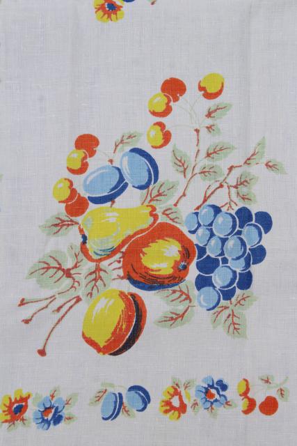 1950s vintage fruit print kitchen tablecloth & napkins, colorful printed table linen
