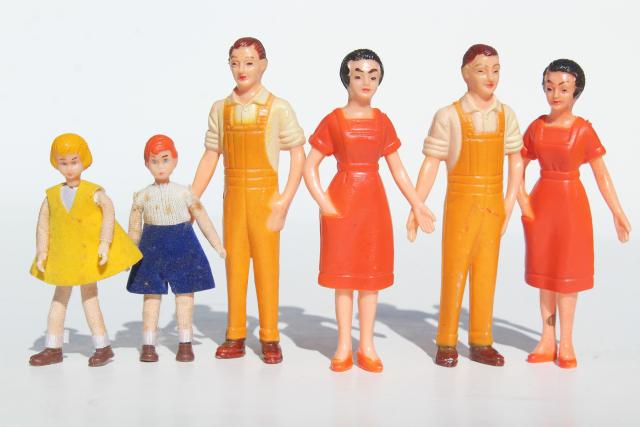 miniature dollhouse people