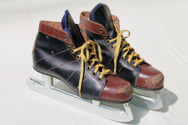 1950s vintage red tartan plaid carrier case for ice skates, old leather  hockey skates & skate
