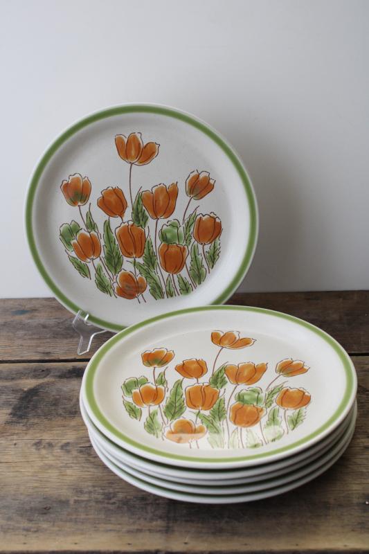 1970s vintage Japan stoneware dinner plates Meadowbrook Spring tulips orange / green
