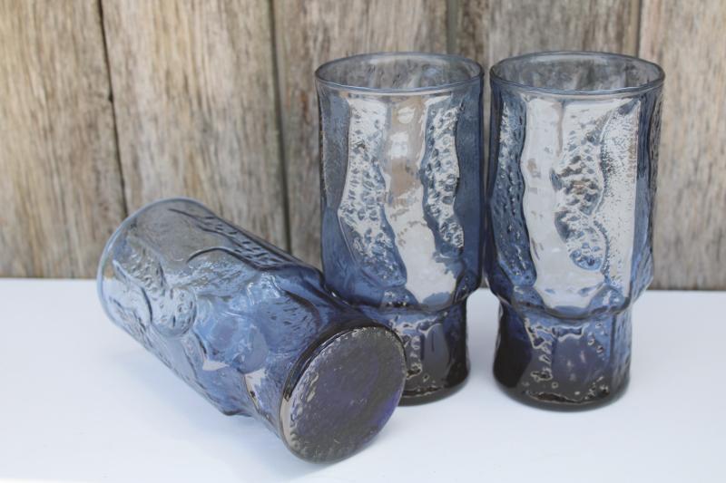 1980s vintage Libbey drinking glasses, Normandy textured glass tumblers dusky blue