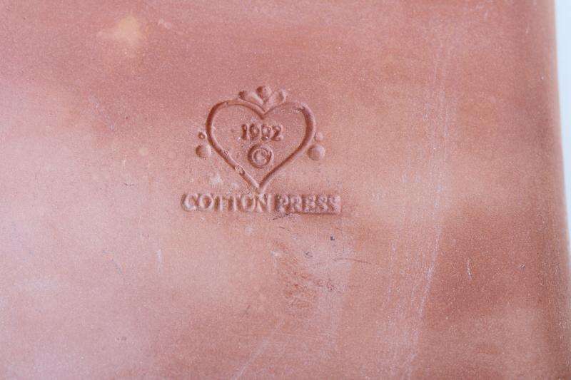 1990s Cotton Press terracotta stoneware mold for cookies or crafts, four hearts