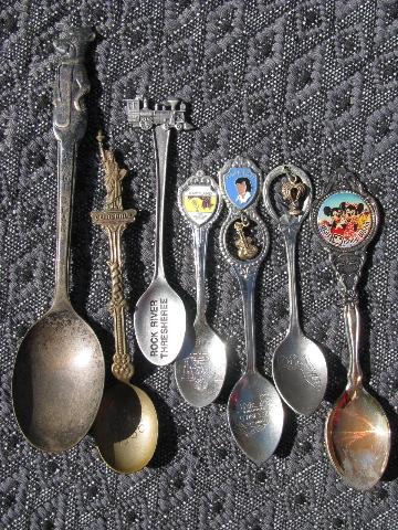 20+ lot vintage collectible & souvenir collector's spoons