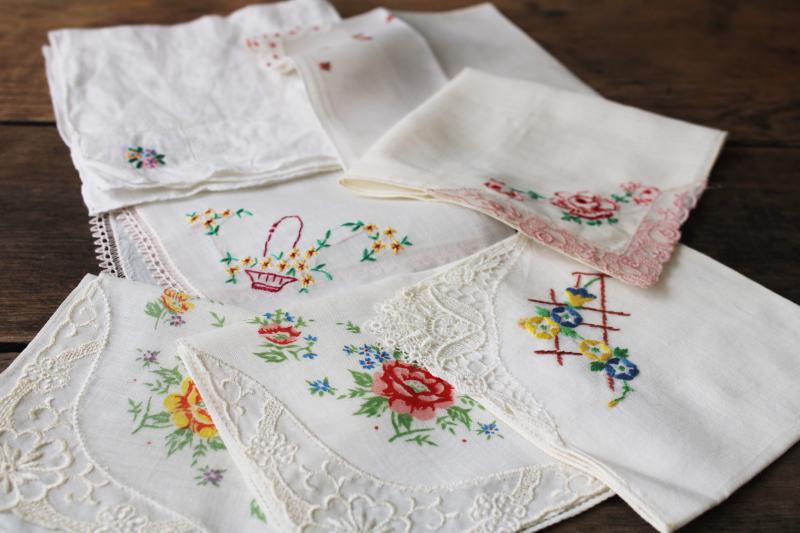 30 vintage hankies, lot embroidered cotton & linen handkerchiefs Swiss embroidery