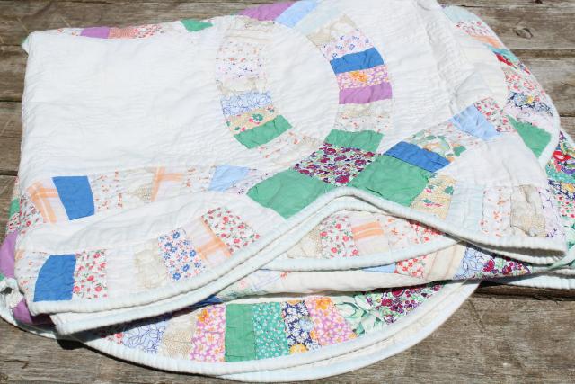 30s 40s vintage double wedding ring quilt, hand stitched cotton print fabric patchwork 