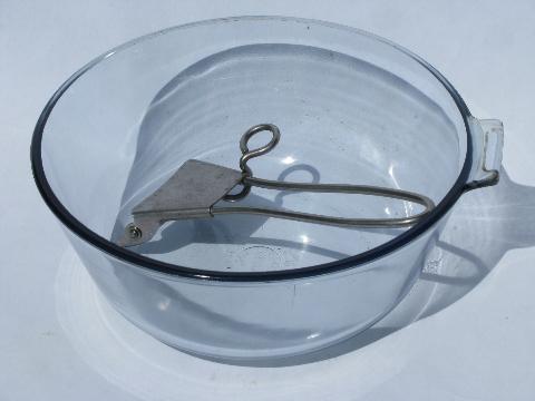 30s vintage Pyrex sapphire blue glass Flameware pan, detachable handle
