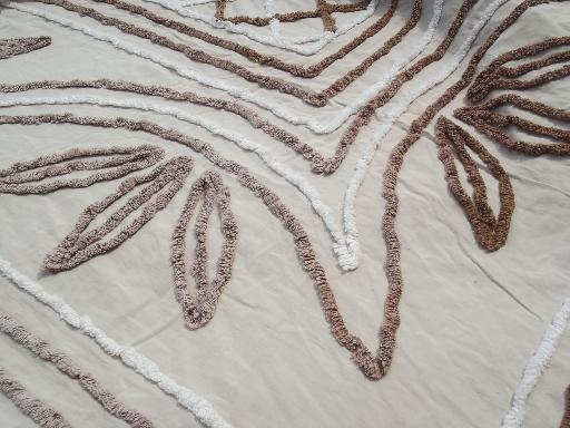 40s vintage cotton chenille bedspread, pale latte w/ coffee brown and white