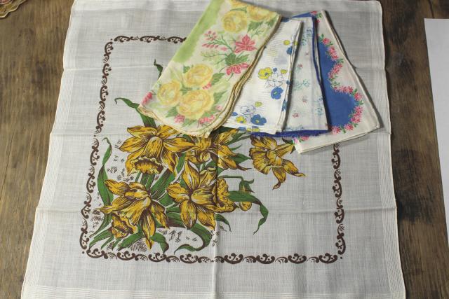 50+ vintage print cotton handkerchiefs, huge lot of hankies w/ flowers, pretty florals