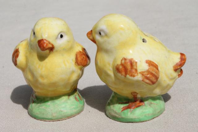 50s vintage ceramic salt & pepper shakers, S&P set twin baby chicks double yolk egg shell