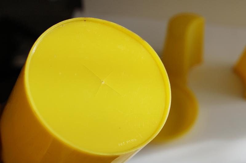 50s vintage kitchen range set large shakers, lustroware type yellow plastic 