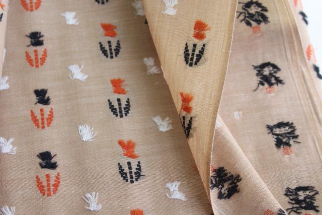 60s vintage Woolworths fabric, woven tufted tulips Early American rustic primitive style
