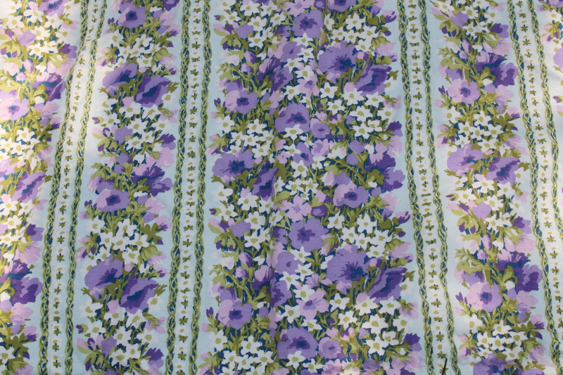 60s vintage purple lavender flowered print quilted bedspread linen weave cotton spread queen bed size