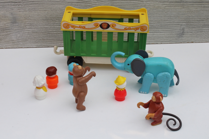 70s vintage Fisher Price lot circus animals, 70s  80s little people clown, children