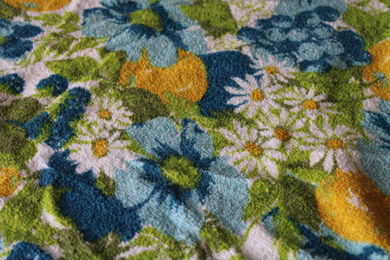 70s vintage cotton terrycloth round fringed patio tablecloth, mod floral print