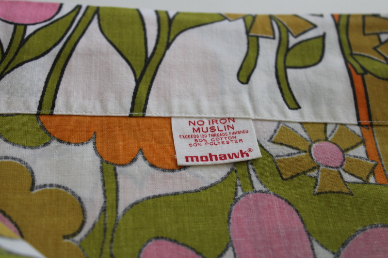 70s vintage hippie mod flowered bed sheet, pink, lime, orange, gold daisy print fabric