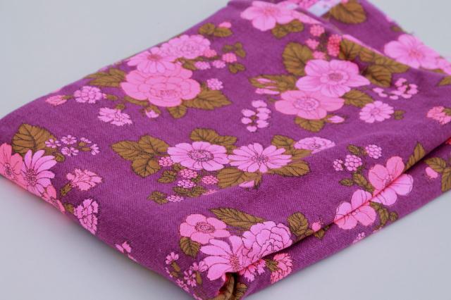 70s vintage print fabric, retro magenta pink flowers on raspberry purple linen weave cotton fabric